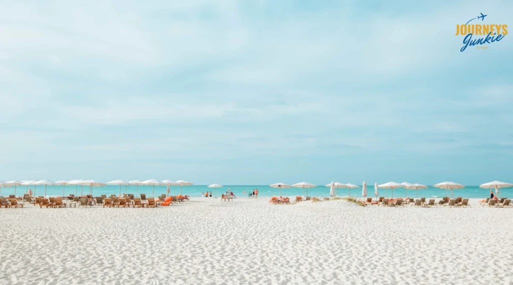 Best Tourist Places in Abu Dhabi: Beaches and Water Activities