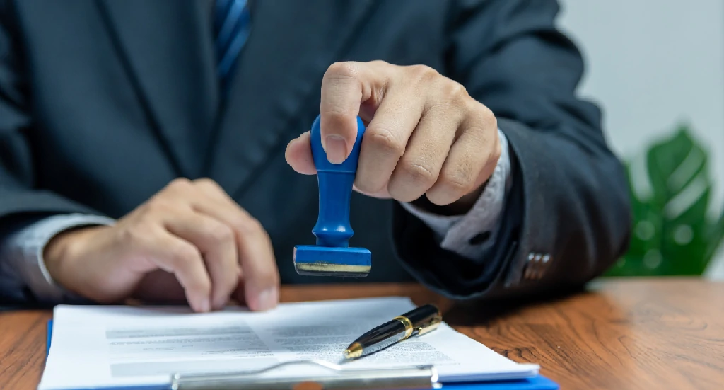 Renewing and Cancelling the UAE Green Visa